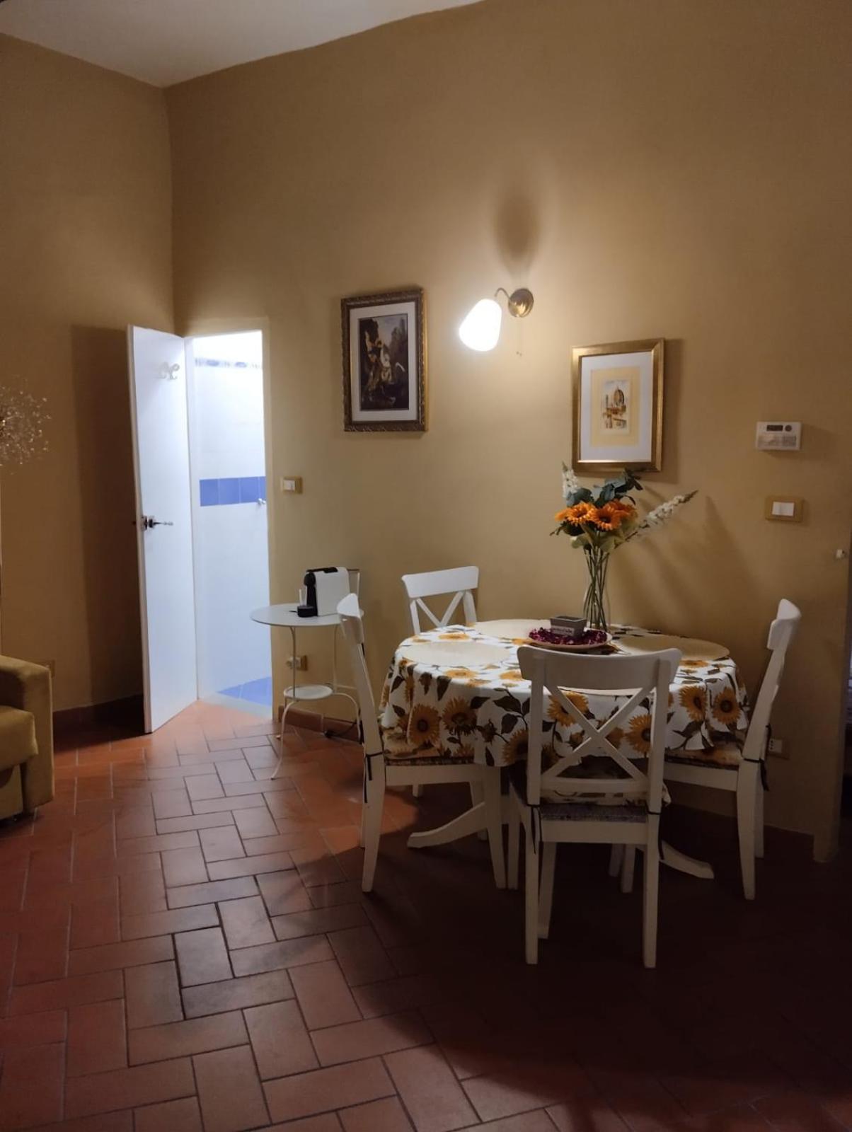 Giulia Appartamento, 250Mt Da Ponte Vecchio Florença Exterior foto